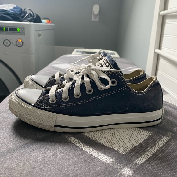 Converse Women Navy Chuck Taylor All Star Low - Picture 3 of 5